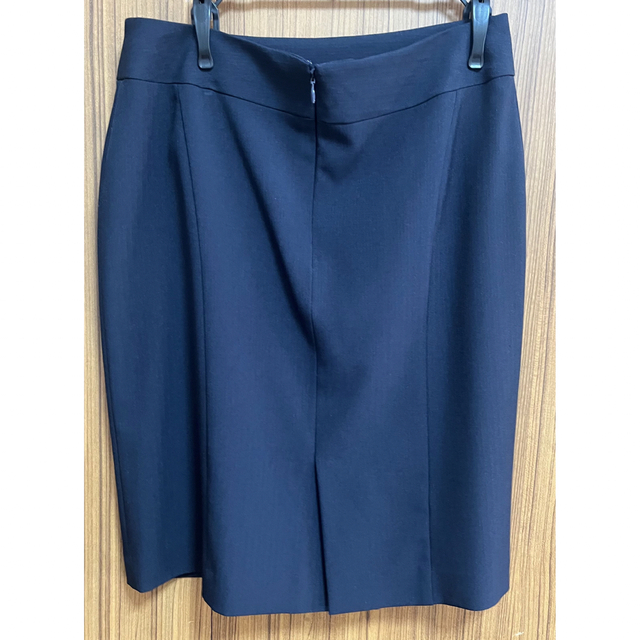 perfectsuit スカート紺色　スーツ9号　M レディースのフォーマル/ドレス(スーツ)の商品写真