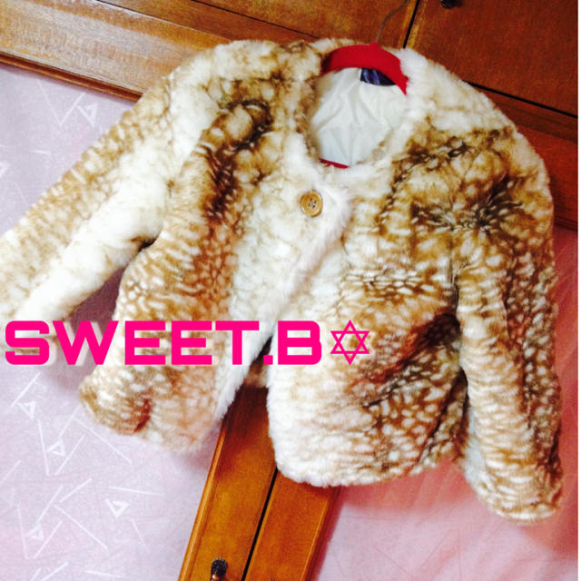 SWEET.B(スウィートビー)のバンビ柄❤︎ファーコート レディースのジャケット/アウター(毛皮/ファーコート)の商品写真