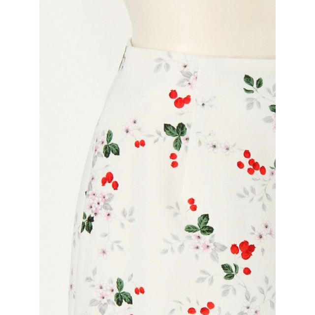 SNIDEL(スナイデル)のSNIDEL プリントスクエアスカート レディースのスカート(ミニスカート)の商品写真
