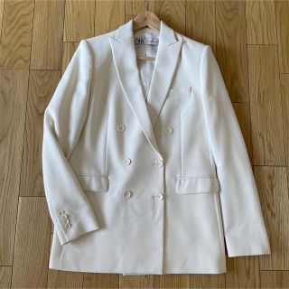 ザラ(ZARA)のZARA ジャケット オフホワイト S(テーラードジャケット)