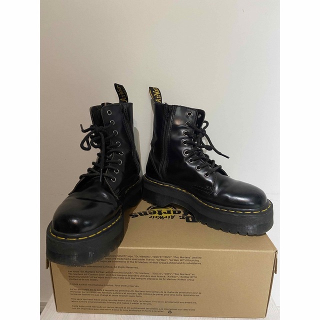 Dr.Martens(ドクターマーチン)のDr.Martensドクターマーチン JADON ジェイドン 8ホール 厚底 レディースの靴/シューズ(ブーツ)の商品写真