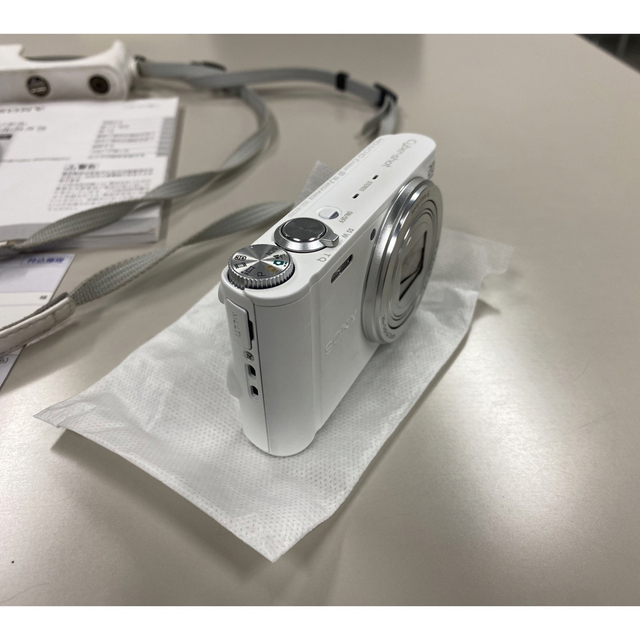 SONY(ソニー)のSONY Cyber−Shot WX DSC-WX300(W) スマホ/家電/カメラのカメラ(コンパクトデジタルカメラ)の商品写真