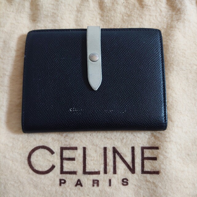 レディースCELINE ストラップ 二つ折り財布