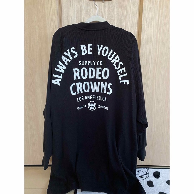 RODEO CROWNS(ロデオクラウンズ)のRODEO CROWNS ロンＴ カーディガンセット レディースのトップス(Tシャツ(長袖/七分))の商品写真