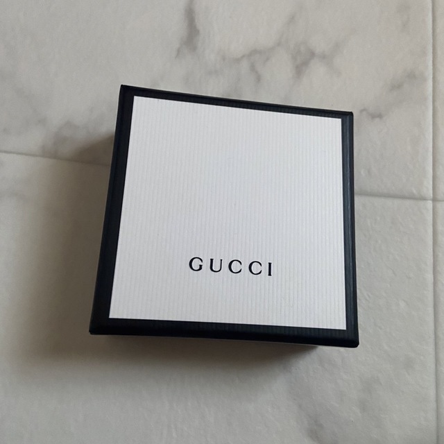 Gucci(グッチ)の本日限定値下げ　gucci シルバー　ピアス レディースのアクセサリー(ピアス)の商品写真