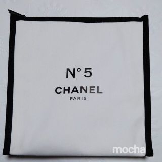 シャネル(CHANEL)の【新品未使用】CHANEL  シャネル　N°5  ノベルティ　ポーチ 箱付き(その他)