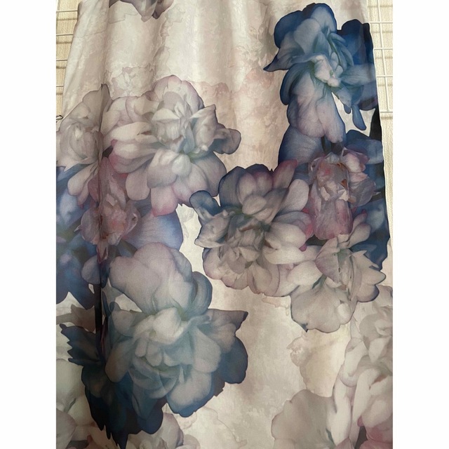 H&M - 大輪の花柄の素敵なチュニック♡の通販 by きなこ's shop