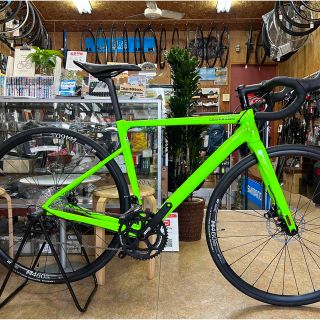 キャノンデール(Cannondale)のキャノンデール CAAD13アルミ 105ディスク 51サイズ アシッドライム(自転車本体)