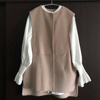 美品　machatt リバーウールベスト  ベージュ