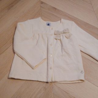 プチバトー(PETIT BATEAU)のプチバトー♥リボン付きカーディガン(カーディガン)