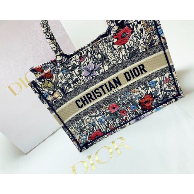 Christian Dior - DIOR BOOK TOTE スモール バッグ