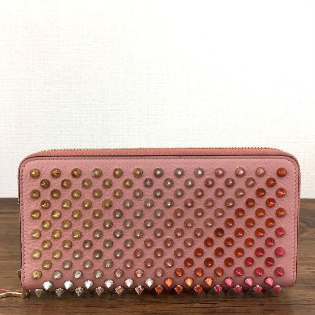 未使用品 Christian Louboutin ジップウォレット 67 | ibirajuba.pe.gov.br