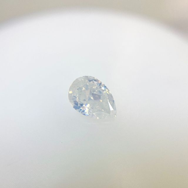 FANCY WHITE 0.49ct PS/RT1982/GIA