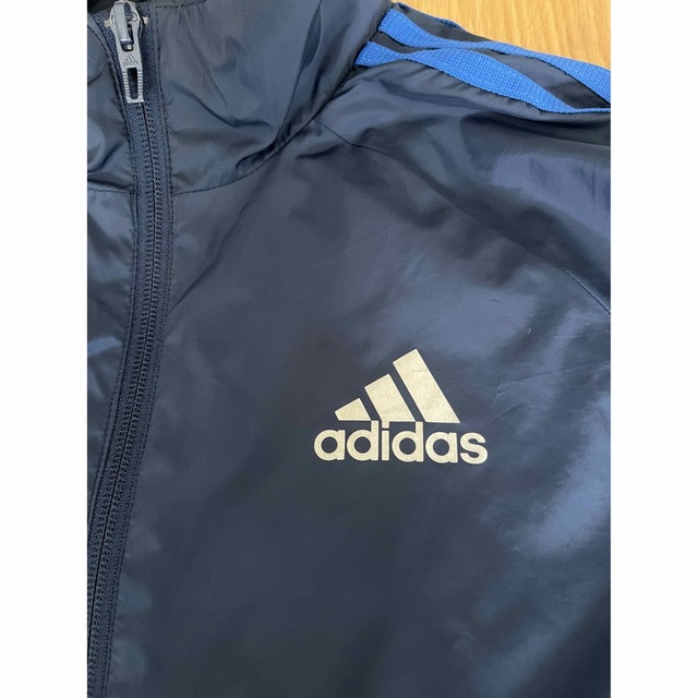 adidas(アディダス)のアディダス　ウインドブレーカー　150 キッズ/ベビー/マタニティのキッズ服男の子用(90cm~)(ジャケット/上着)の商品写真