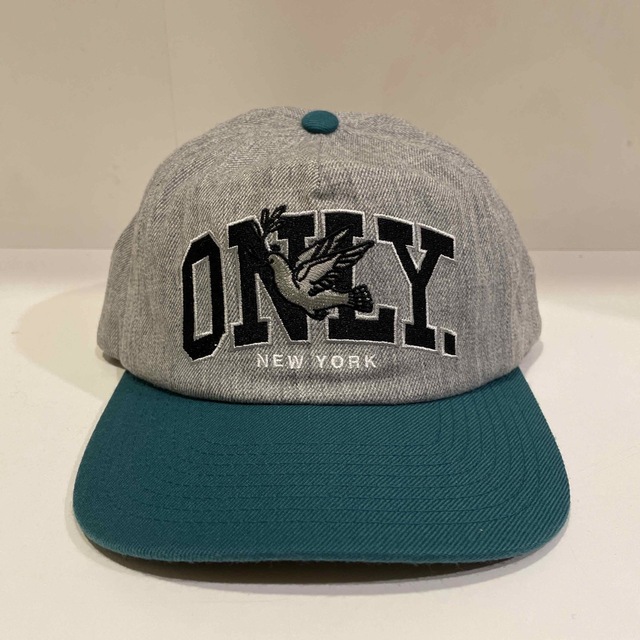 ONLY NY(オンリーニューヨーク)のオンリーニューヨーク　キャップ　新品　未使用　若干の型崩れあり メンズの帽子(キャップ)の商品写真