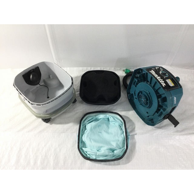 ☆中古品☆makita マキタ 100V 8L 粉じん専用 集じん機 VC0840 ホース付 集塵機 掃除機 65775