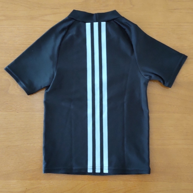 adidas(アディダス)のうさうさ様専用　ラッシュガード　120 キッズ/ベビー/マタニティのキッズ服男の子用(90cm~)(水着)の商品写真