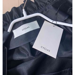 再入荷 新品 cyclas ポリエステルシルク ギャザースタンドブルゾン