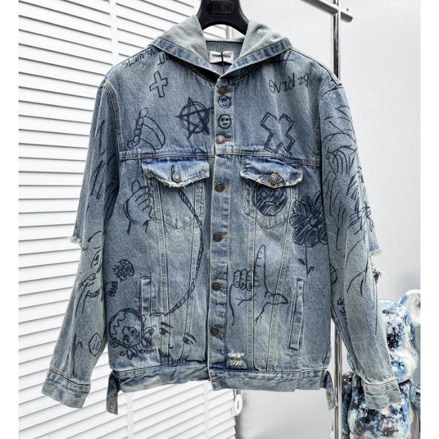 今年の新作から定番まで! Balenciaga - グラフィック デニム