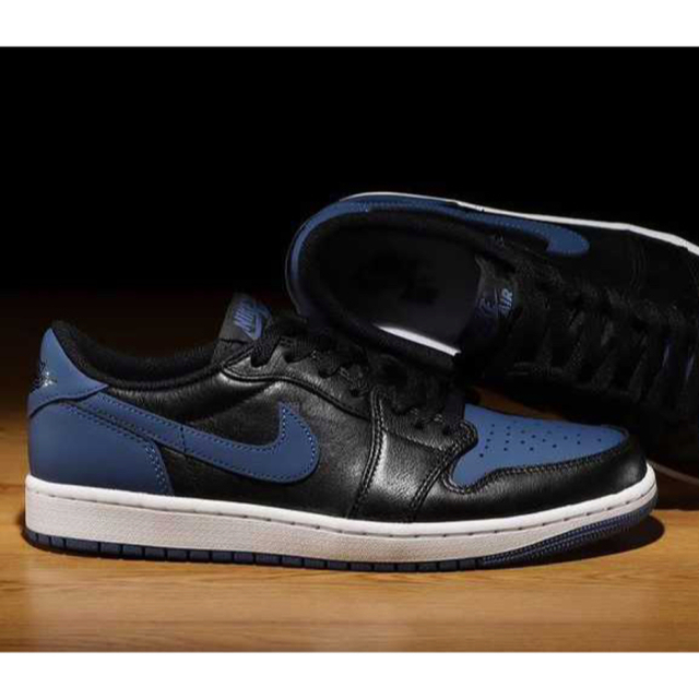 Jordan Brand（NIKE）(ジョーダン)のNike Air Jordan 1 Low OG "Mystic Navy" メンズの靴/シューズ(スニーカー)の商品写真