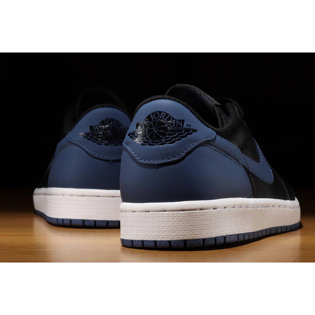 Jordan Brand（NIKE）(ジョーダン)のNike Air Jordan 1 Low OG "Mystic Navy" メンズの靴/シューズ(スニーカー)の商品写真