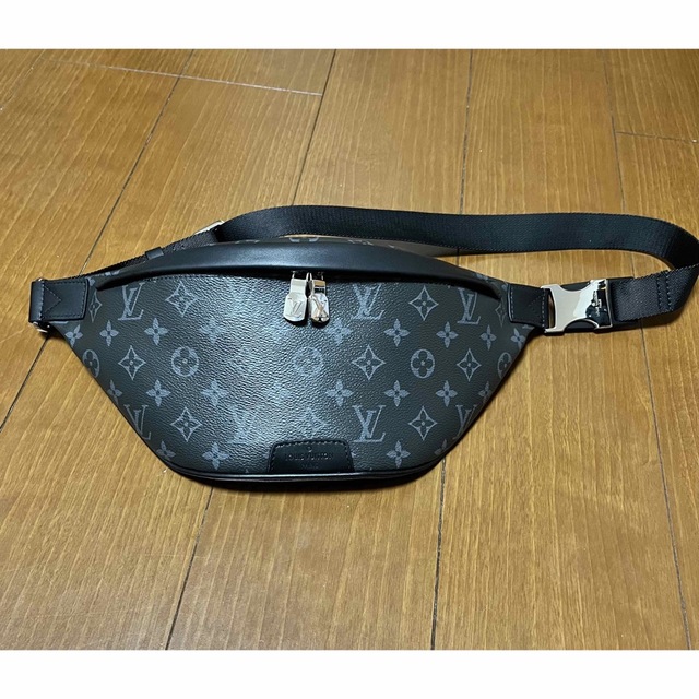 LOUIS VUITTON(ルイヴィトン)の★極美品 早い物勝ち Louis Vuittonディスカバリー バムバッグ ★ メンズのバッグ(ボディーバッグ)の商品写真