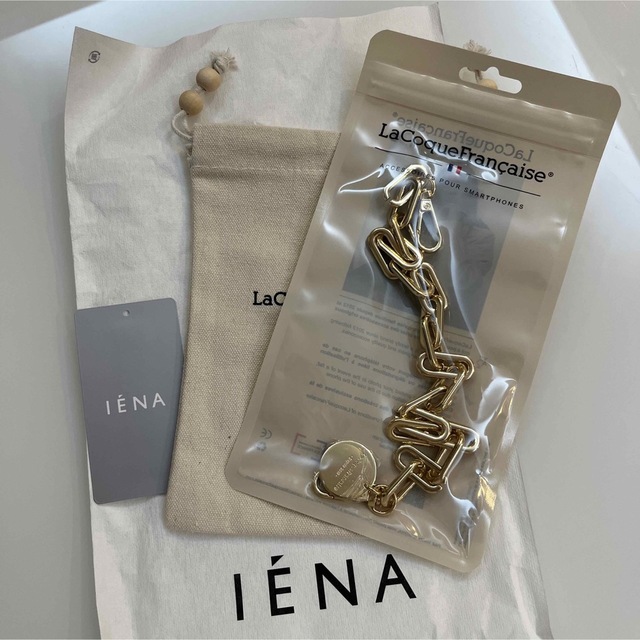 IENA(イエナ)の【新品】IENA ラコックフランセーズ GOLD チェーンストラップショート スマホ/家電/カメラのスマホアクセサリー(ネックストラップ)の商品写真