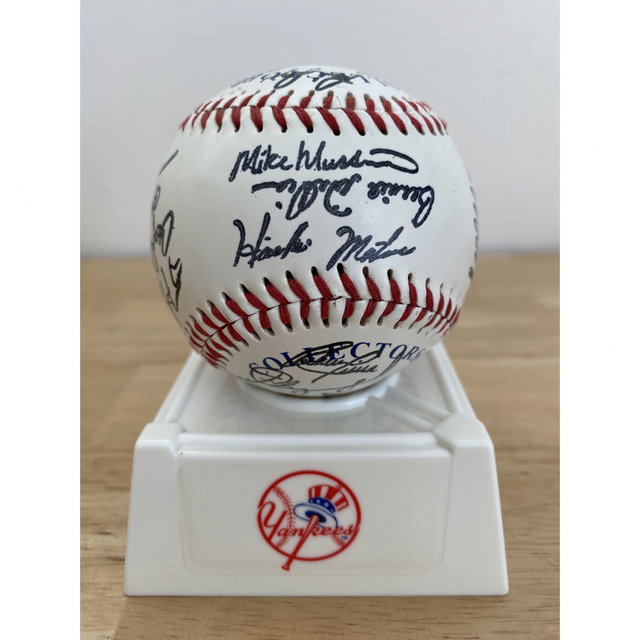 MLB(メジャーリーグベースボール)のMLB ニューヨークヤンキース 松井秀喜 サインボール auto  boll スポーツ/アウトドアの野球(記念品/関連グッズ)の商品写真
