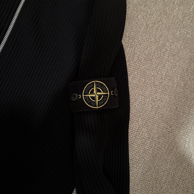 Stone island zip up sweater black S