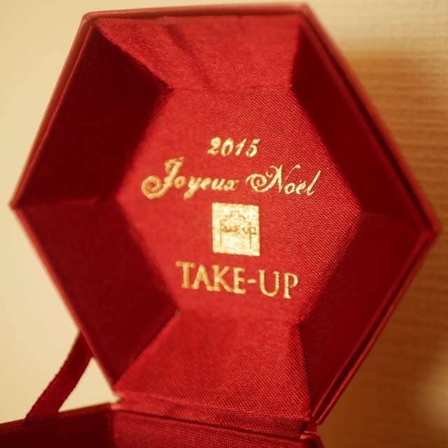 TAKE-UP(テイクアップ)の【TAKE UP】イヤリング　クリスマス2015限定商品 レディースのアクセサリー(イヤリング)の商品写真