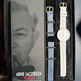 腕時計 Arne Jacobsen STATION/34(腕時計)