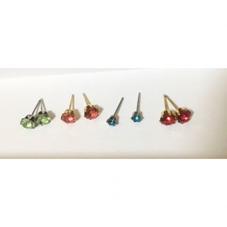 ピアス、4色セット(ピアス)