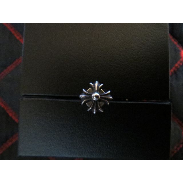 Chrome Hearts(クロムハーツ)のクロムハーツ　CHプラス　ピアス　正規品 メンズのアクセサリー(ピアス(片耳用))の商品写真