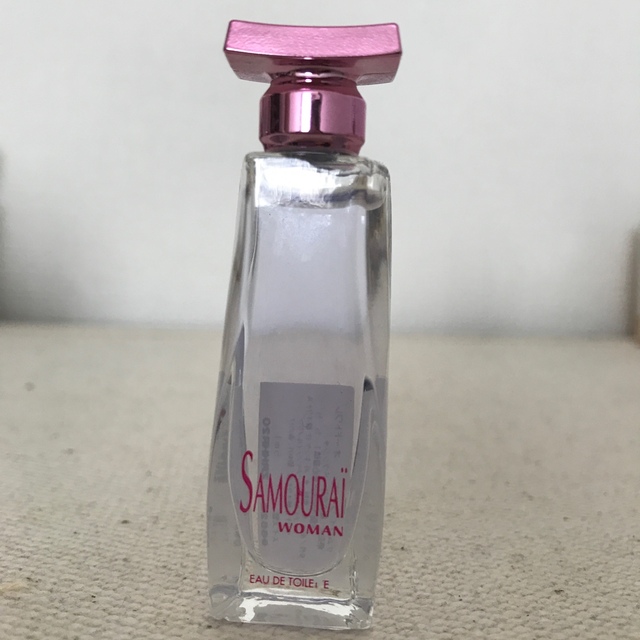 SAMOURAI(サムライ)のSAMOURAI ☆WOMAN EAU DE TOILETTE5㎖‼️ コスメ/美容のキット/セット(サンプル/トライアルキット)の商品写真