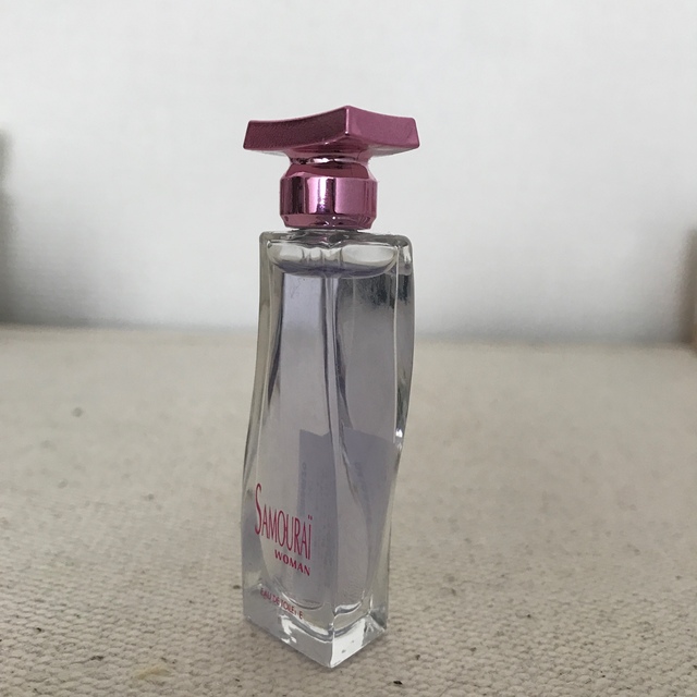 SAMOURAI(サムライ)のSAMOURAI ☆WOMAN EAU DE TOILETTE5㎖‼️ コスメ/美容のキット/セット(サンプル/トライアルキット)の商品写真