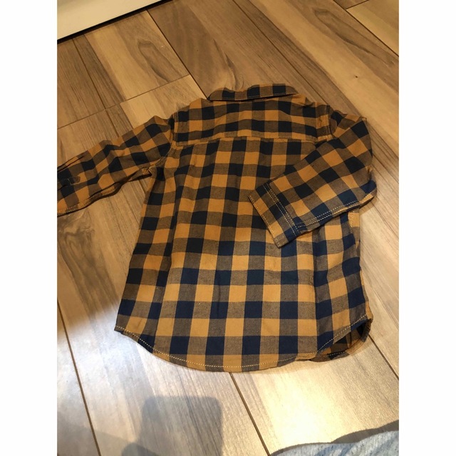 H&M(エイチアンドエム)の【美品】H&M シャツ キッズ/ベビー/マタニティのキッズ服男の子用(90cm~)(ブラウス)の商品写真