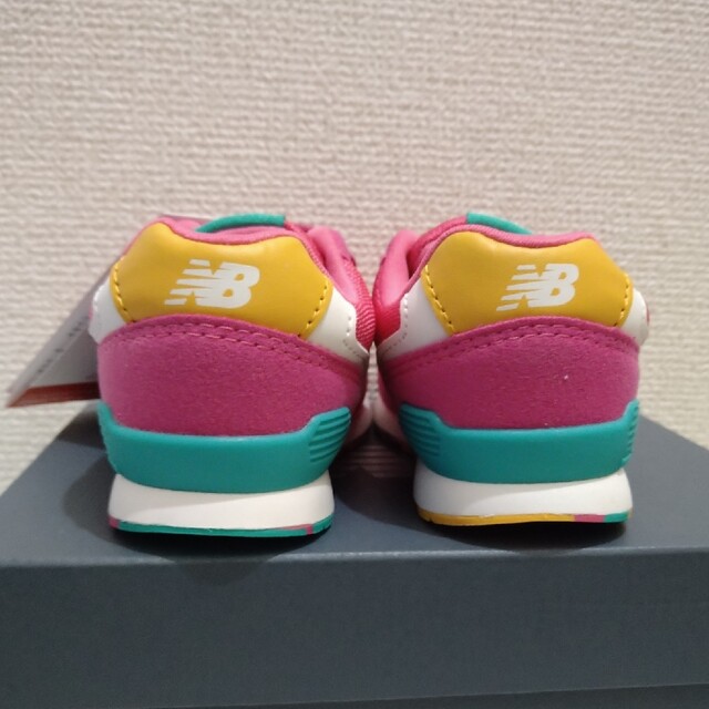 New Balance(ニューバランス)のニューバランス　16センチ キッズ/ベビー/マタニティのキッズ靴/シューズ(15cm~)(スニーカー)の商品写真