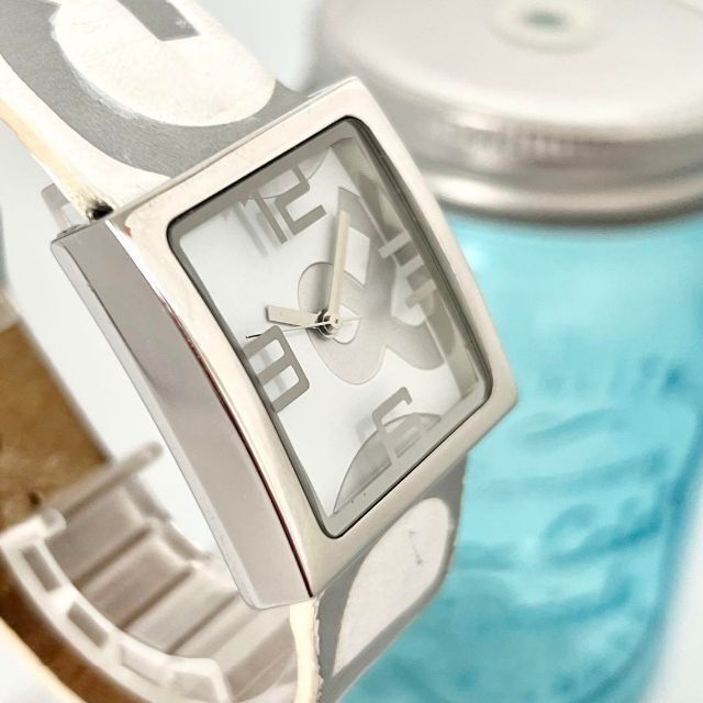 149 ドルチェアンドガッバーナ時計　メンズ腕時計　ホワイト　ビッグフェイス