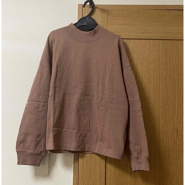 UNIQLO(ユニクロ)のユニクロ　Tシャツ レディースのトップス(Tシャツ(長袖/七分))の商品写真