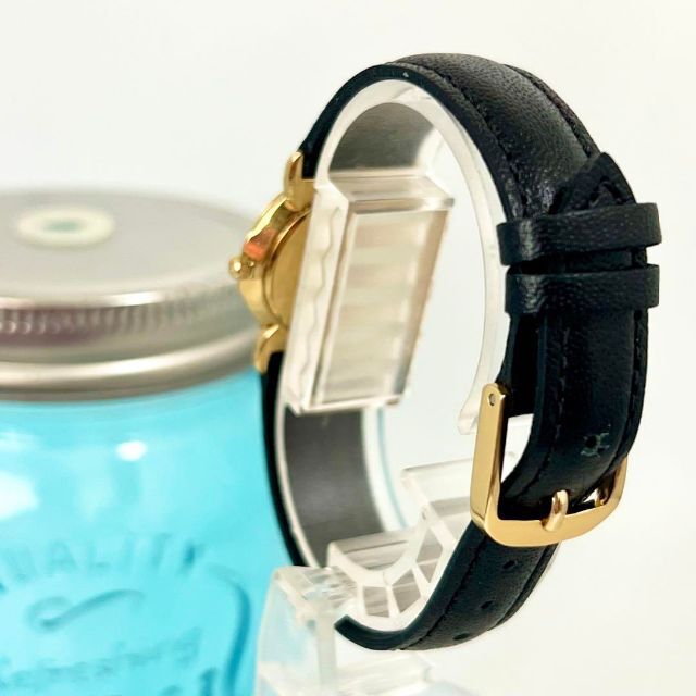481 GUCCI グッチ時計 レディース腕時計 新品ベルト ブラック ゴールド