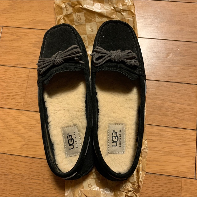 カジュアル[美品]UGG W MEENA モカシン