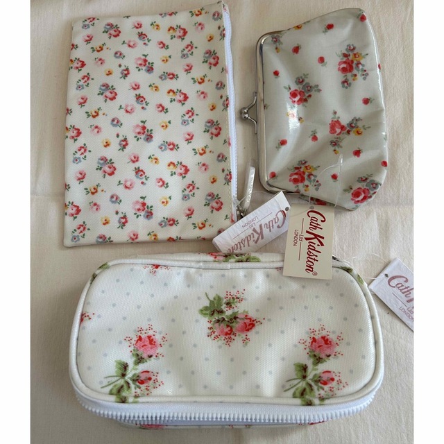 Cath Kidston(キャスキッドソン)のCath Kidston キャスキッドソン ポーチ 3点セット レディースのファッション小物(ポーチ)の商品写真