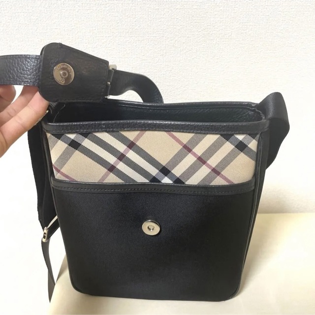 BURBERRY(バーバリー)の極美品 BURBERRY 　バーバリー　ショルダーバッグ　ノバチェック　レザー レディースのバッグ(ショルダーバッグ)の商品写真