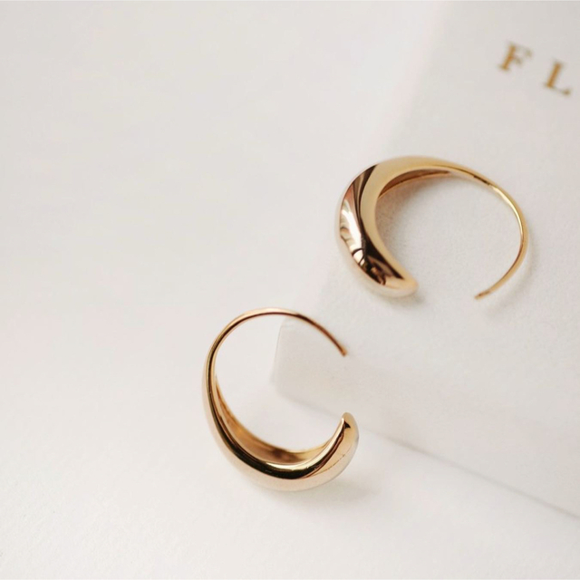 DEUXIEME CLASSE(ドゥーズィエムクラス)のdrop hoop pierce 18k gold-plated レディースのアクセサリー(ピアス)の商品写真