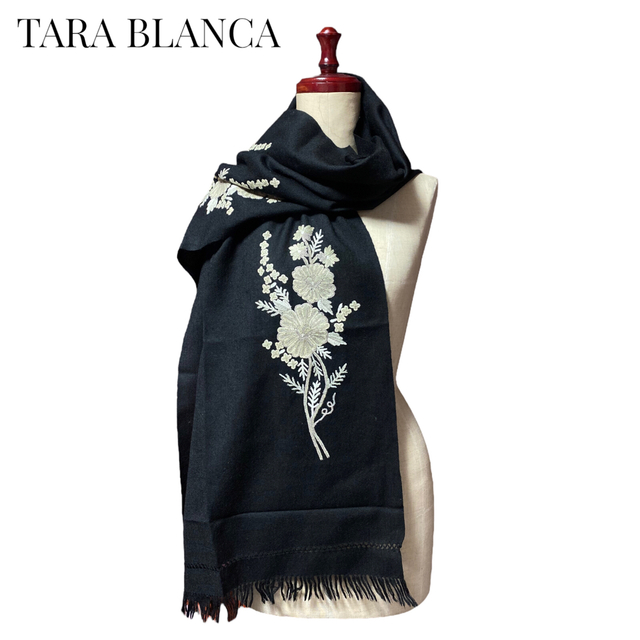 【TARA BLANCA】刺繍ウールストール　ブラック　ターラブランカ