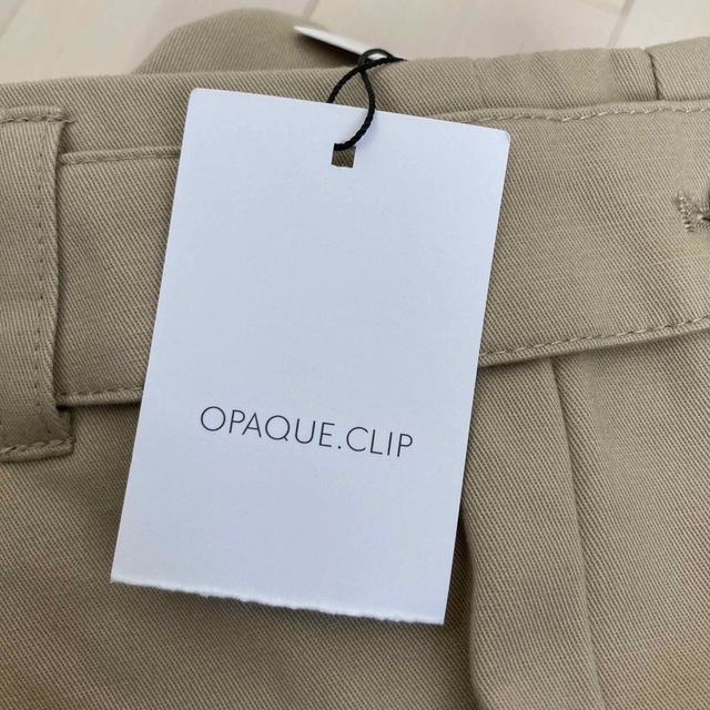 OPAQUE.CLIP(オペークドットクリップ)の【新品】ベージュパンツ レディースのパンツ(カジュアルパンツ)の商品写真