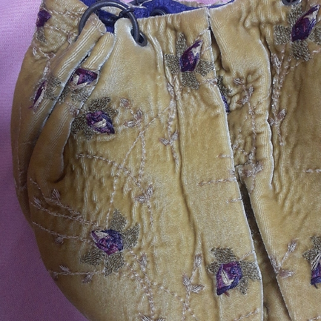 TOPKAPI(トプカピ)のトプカピ　刺繍花柄クラッチバッグ レディースのバッグ(クラッチバッグ)の商品写真