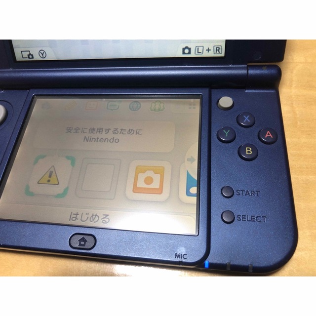 任天堂(ニンテンドウ)のNintendo 3DS NEW ニンテンドー 本体 LL メタリックブルー エンタメ/ホビーのゲームソフト/ゲーム機本体(携帯用ゲーム機本体)の商品写真