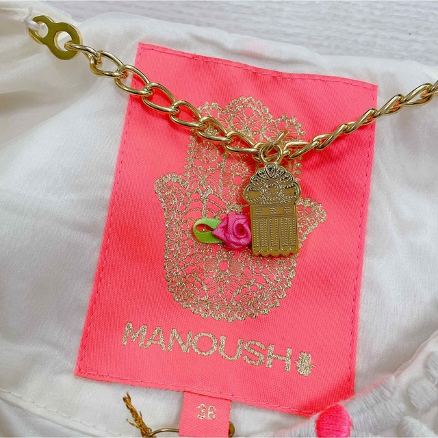 MANOUSH(マヌーシュ)のマヌーシュ　MANOUSH 立体花柄刺繍コート　サイズ36 レディースのジャケット/アウター(スプリングコート)の商品写真