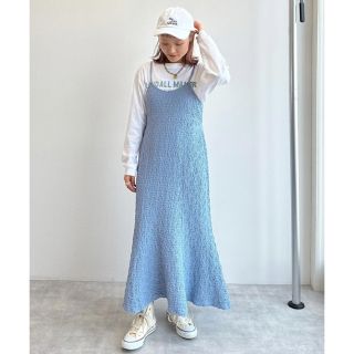 ダブルクローゼット(w closet)の最終 w closet 未使用タグ付 マーメイドキャミワンピース サックスブルー(ロングワンピース/マキシワンピース)